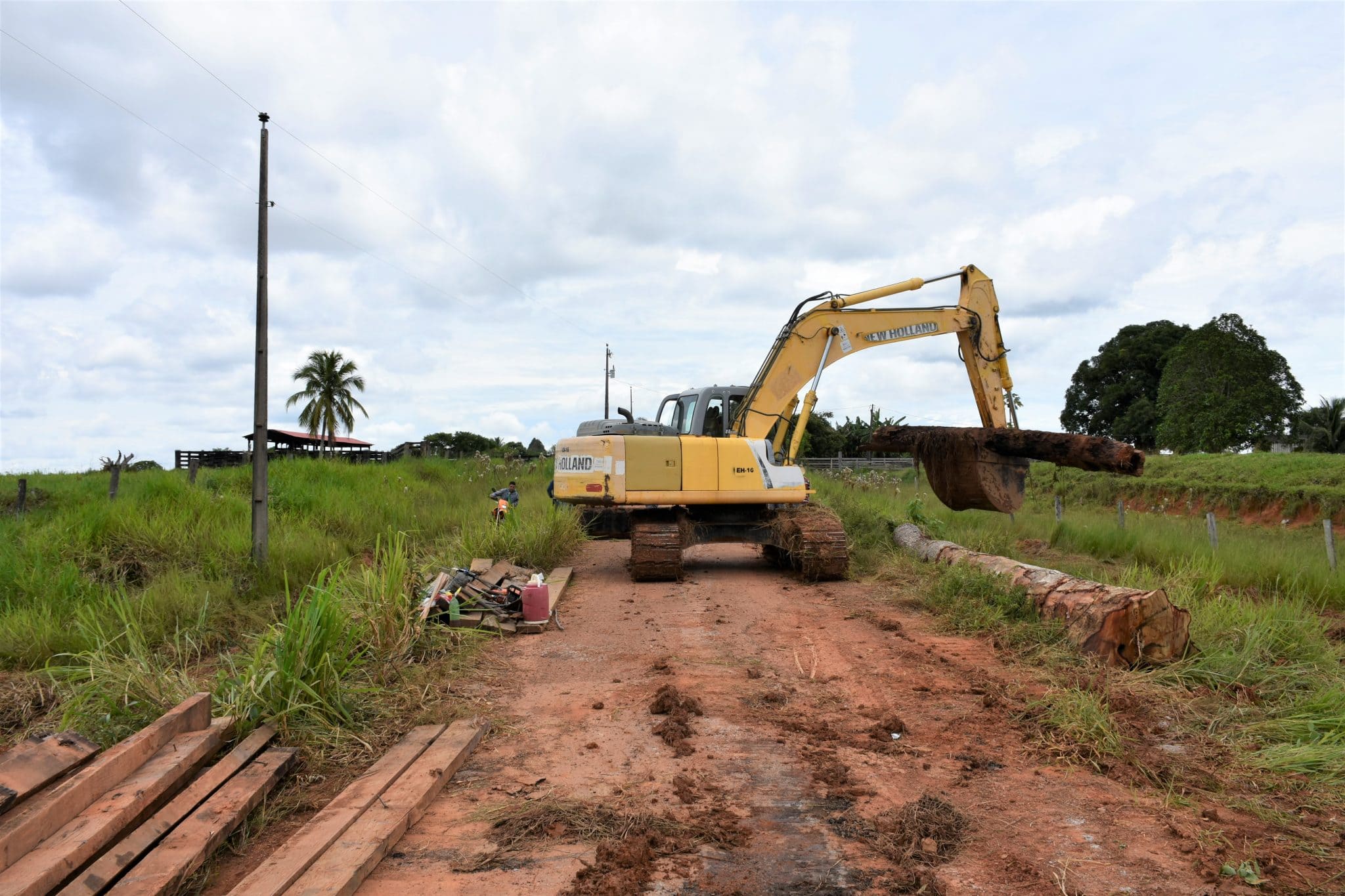 Governo do Acre executa obras de reestruturação em seis pontes de ramal