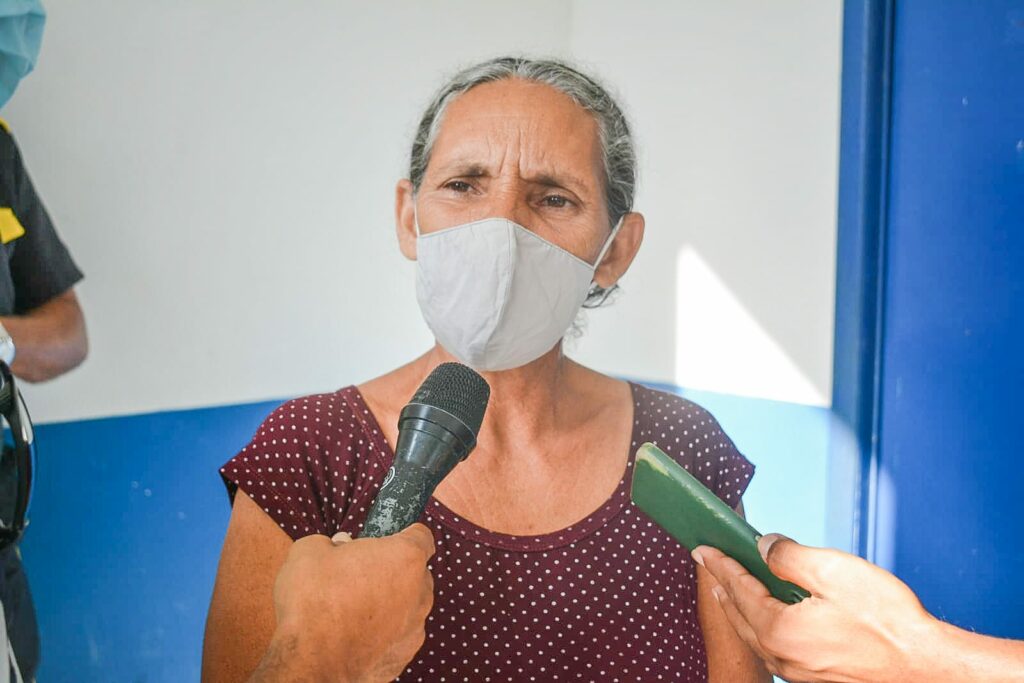 Francisca Cruz de Silva, de 63 anos, moradora da zona rural de Tarauacá, que retirou pedras da vesícula. Foto: Marcos Santos/Secom