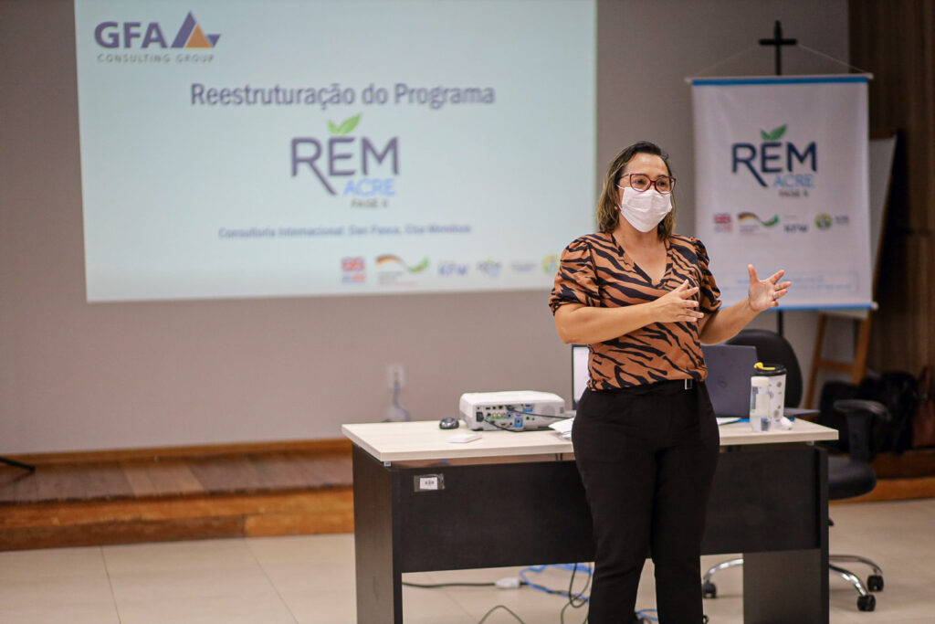 Coordenadora-geral da Unidade de Coordenação do Programa REM na Seplag (UCP/REM/Seplag), Rosineide Sena. Foto: José Caminha/Secom
