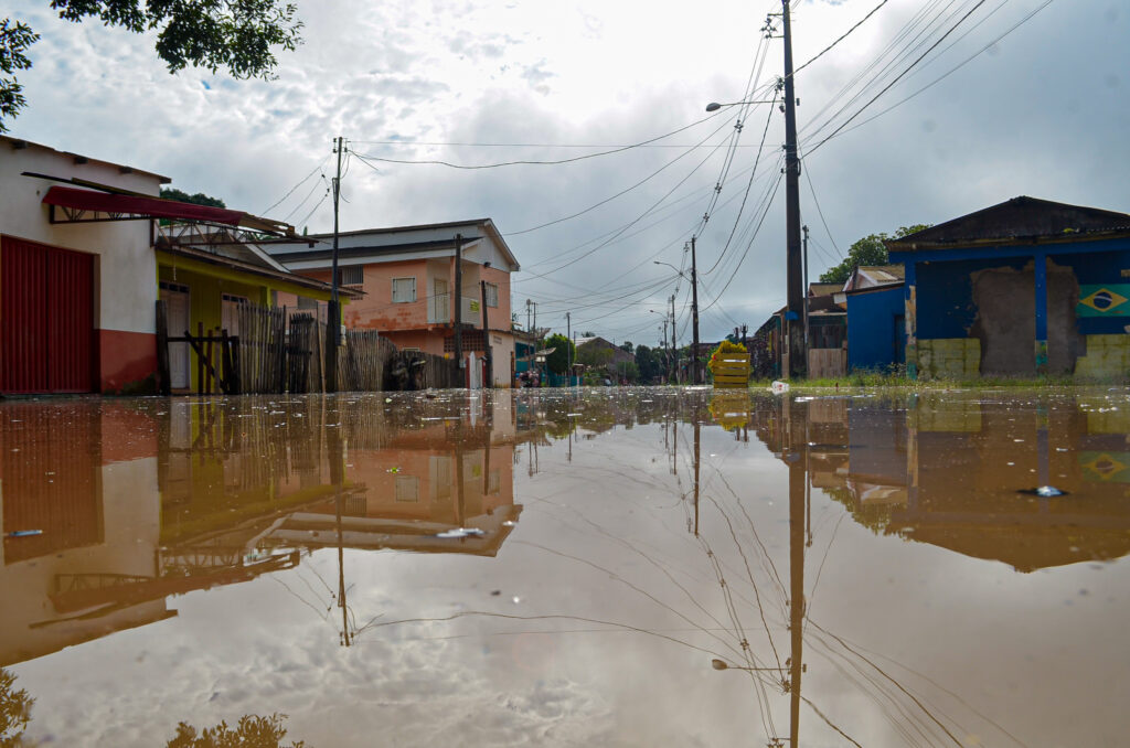 Nas últimas horas, nível do rio em Brasileia subiu 13 centímetros Foto: Raylanderson Frota/Secom