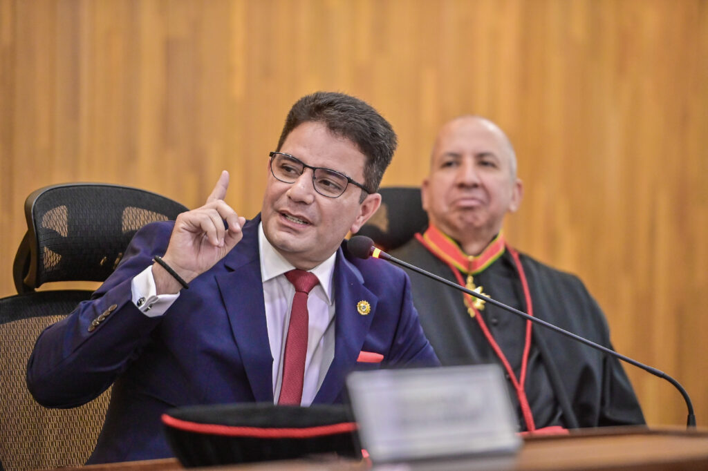 O governador Gladson Cameli voltou a destacar o compromisso do governo com a democracia, e o Estado Democrático de Direito. Foto: Diego Gurgel/Secom.