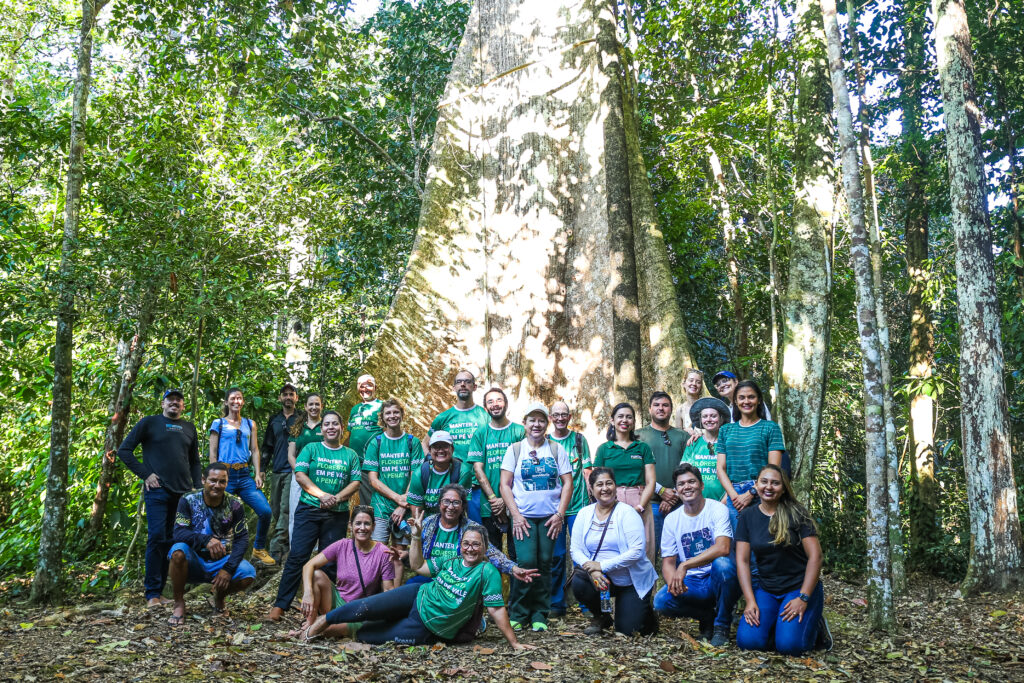 O projeto Turismo de Base Comunitária busca conciliar o interesse turístico com a preservação do meio ambiente, gerando renda sem desmatar a floresta. Foto: Marcos Santos/Secom