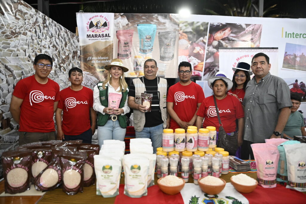 Delegações peruanas presentes na Expoacre representam mais de 300 produtores da região do vale sagrado dos Incas. Foto: Clemerson Ribeiro