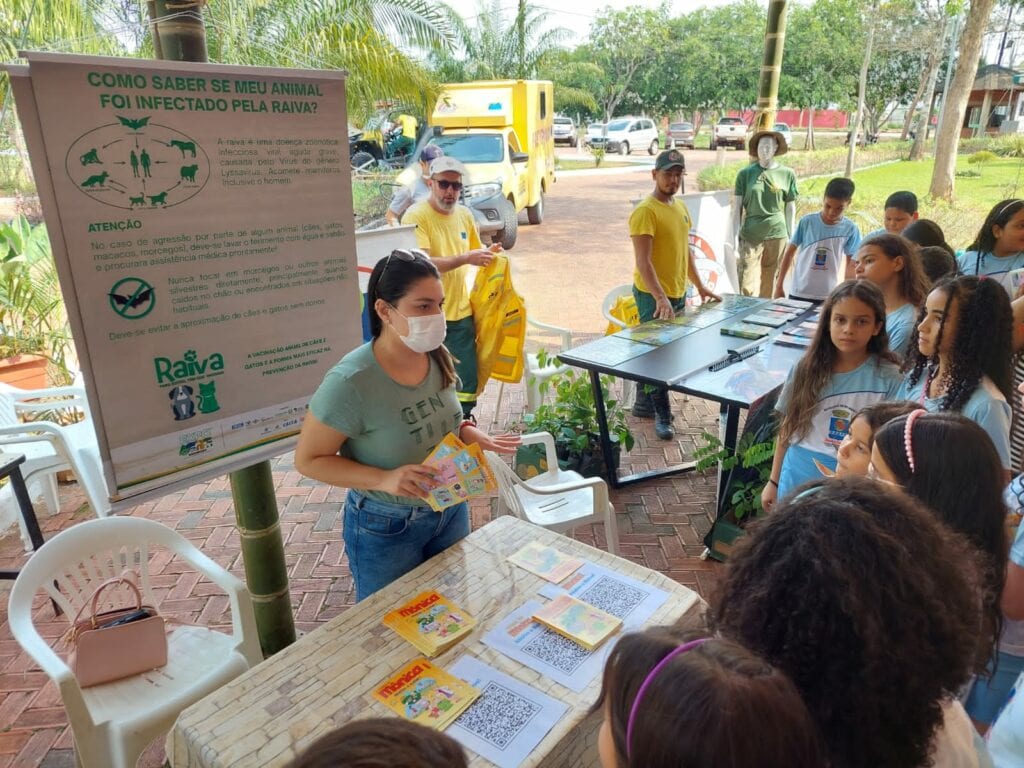 Transmissão da raiva ocorre por meio de mordidas, lambidas ou machucados causados por mamíferos infectados, sendo cães e morcegos os principais transmissores. Foto: cedida