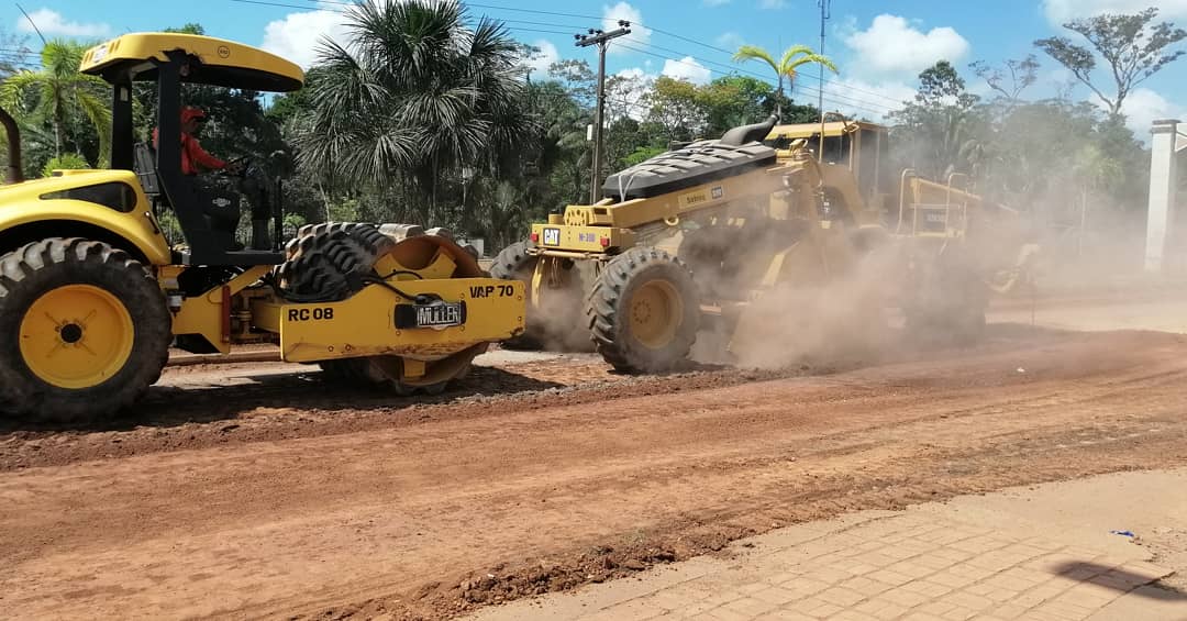 Governo inicia recuperação da AC-40 em Rio Branco