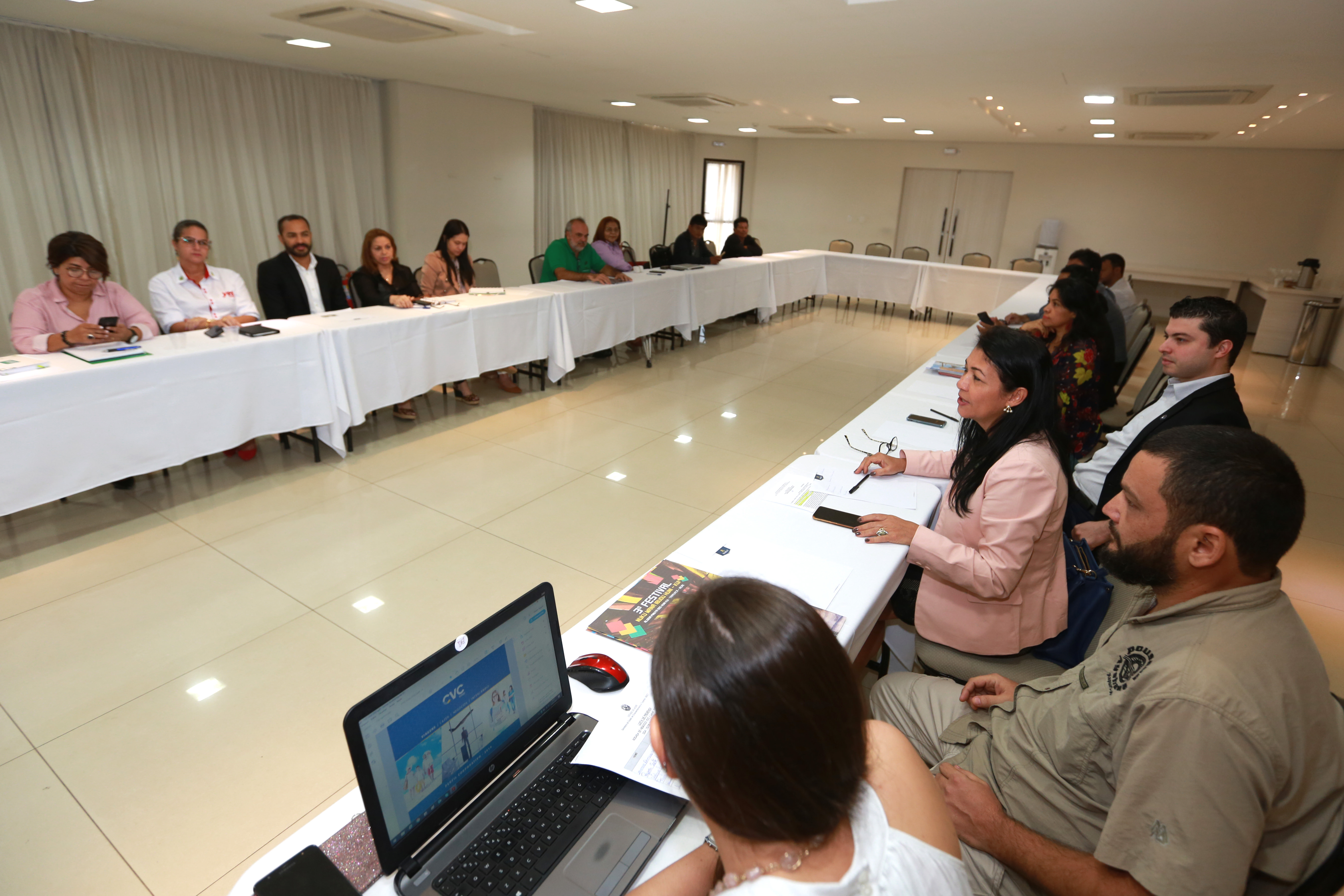 Governo articula para que operadores de turismo do Acre façam parcerias nacionais