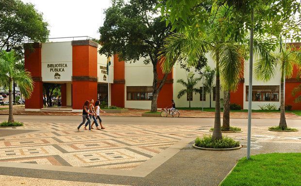 Biblioteca pública de Rio Branco retoma suas atividades nesta terça com novo horário