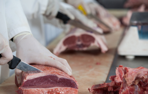 Idaf reforça atenção para os riscos do consumo de carne clandestina