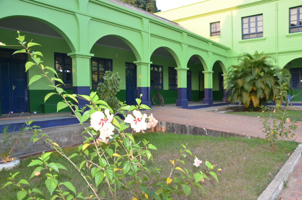 Estado reforma e revitaliza Escola Divina Providência, em Xapuri
