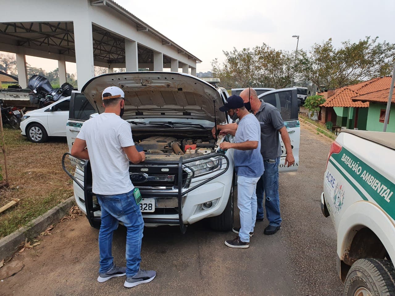 Clubes dos oficiais da PM e Bombeiros instala maior parque inflável do Acre  - AcreNews