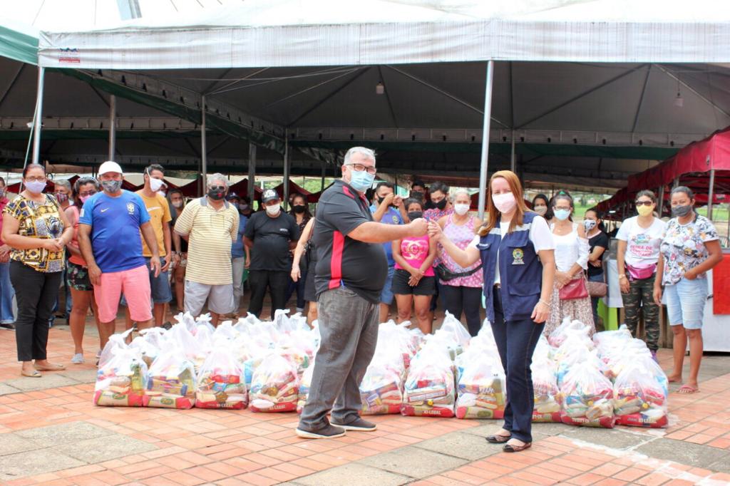 Estado entrega doações para municípios atingidos pelas enchentes