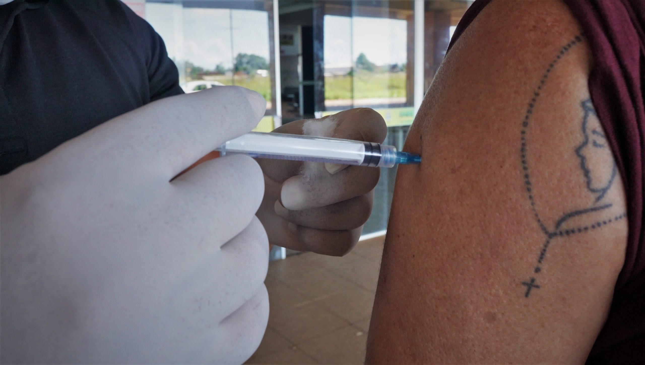 Aprovação de novas vacinas pela Anvisa: “Estamos a um passo para a imunização da nossa população acreana”, destaca Gladson Cameli