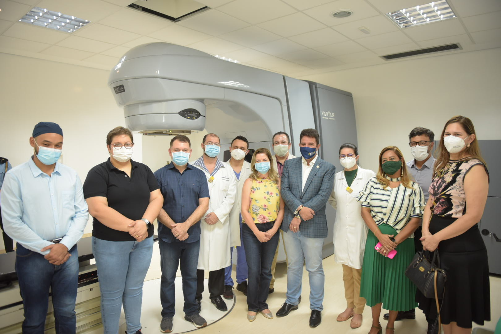 Gladson Cameli reinaugura setor de radioterapia do Unacon no Acre