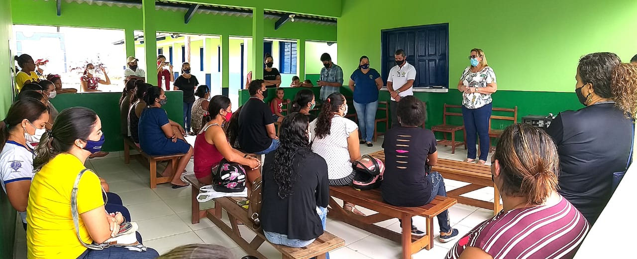 Núcleo de Educação de Cruzeiro do Sul realiza escuta pública sobre reordenamento de escolas da zona rural