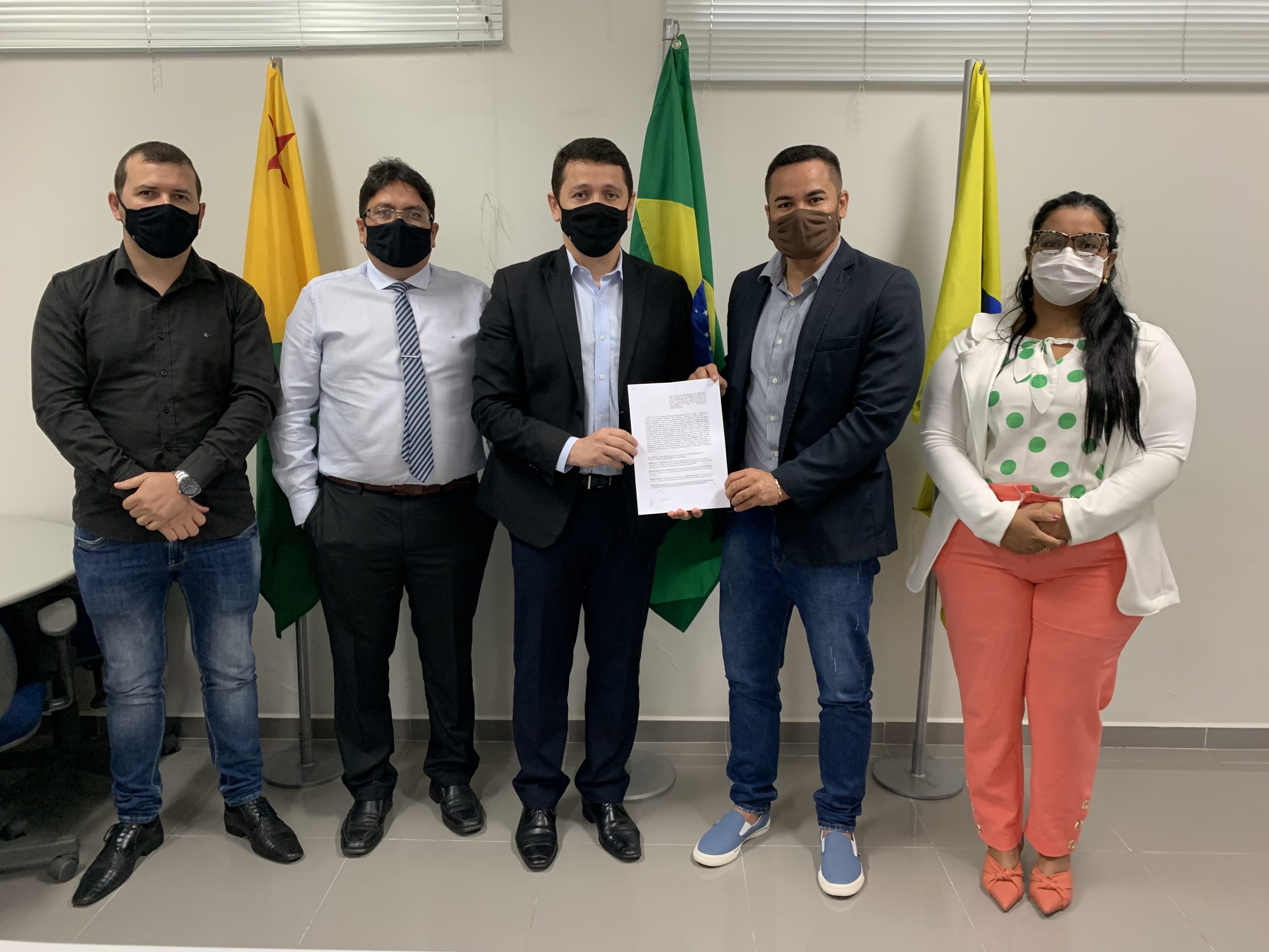 Estado e Banco do Brasil assinam convênio para abrir contas de apenados no Iapen