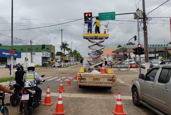 Detran realiza atualizações dos semáforos no Juruá