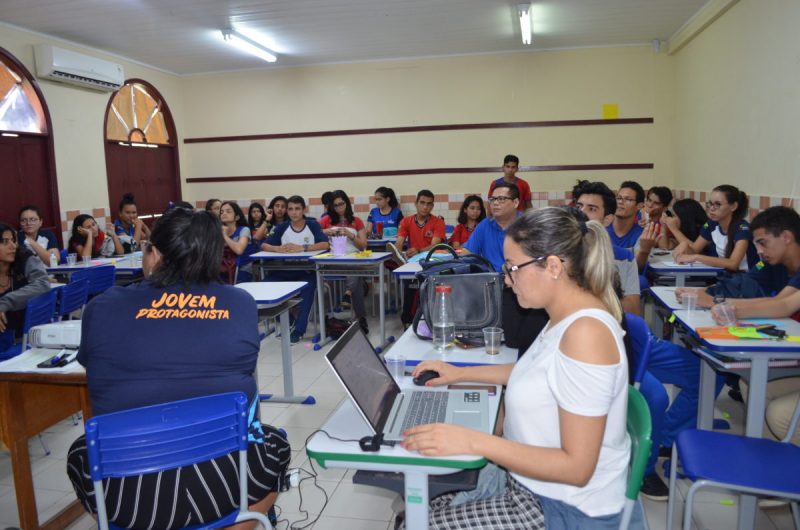 Estudantes do ensino médio integral na formação em ações protagonistas. Foto: Clícia Araújo/SEE