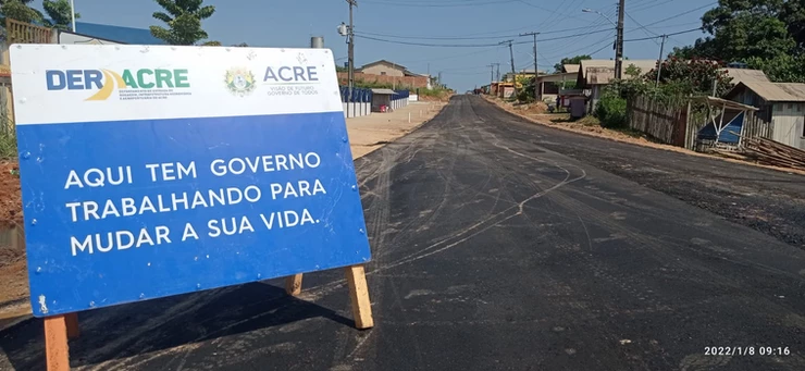 Governo e Prefeitura de Tarauacá trabalham na recuperação da Avenida Avelino Leal