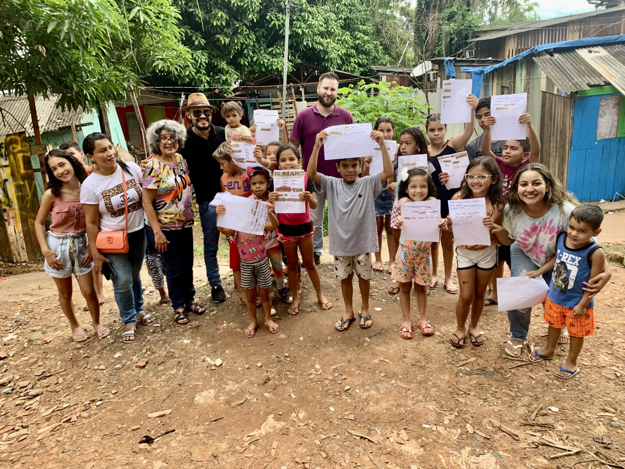 Com o apoio do governo, projeto Dois Sóis leva arte e literatura ao Papoco, em Rio Branco