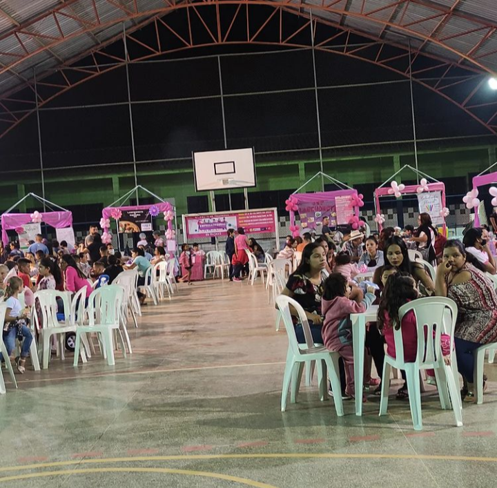 Mulheres empreendedoras do Bujari realizam feira no município