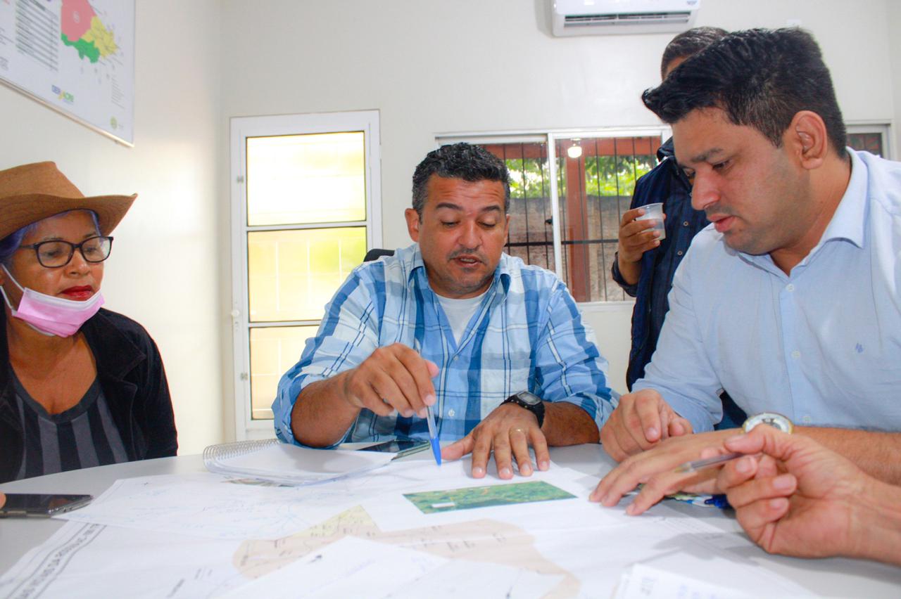 Produtores rurais do PA Caquetá são recebidos pelo Deracre para fortalecimento da cadeia produtiva do Baixo Acre