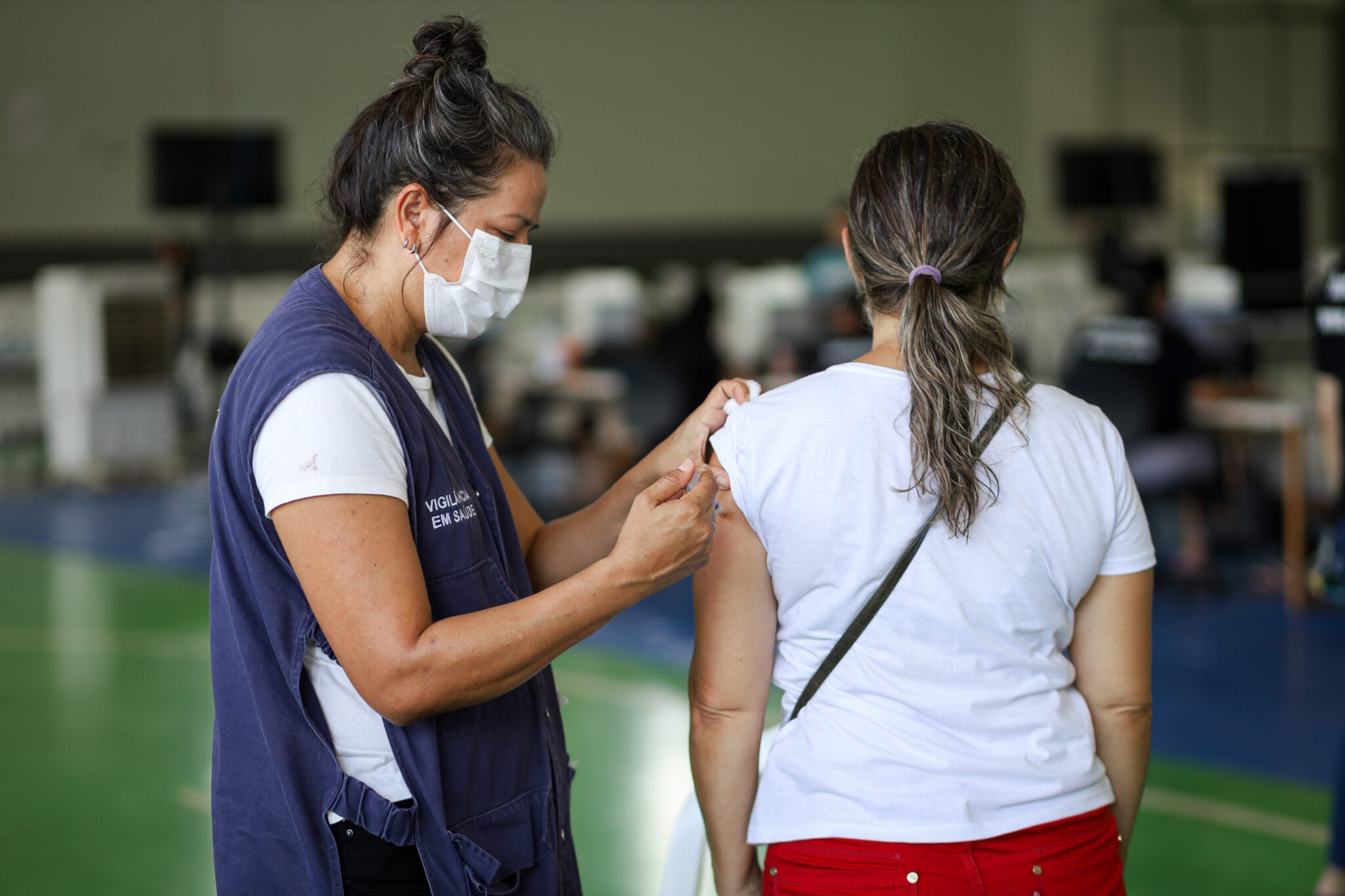Governo aplica quase seis mil doses de vacinas durante ação com TRE