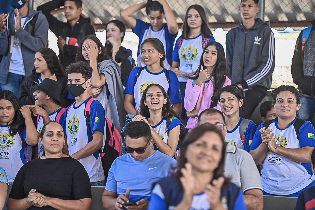 Neste primeiro momento, Programa Olhar Digital atenderá estudantes de 50 escolas públicas. Foto: Diego Gurgel/Secom