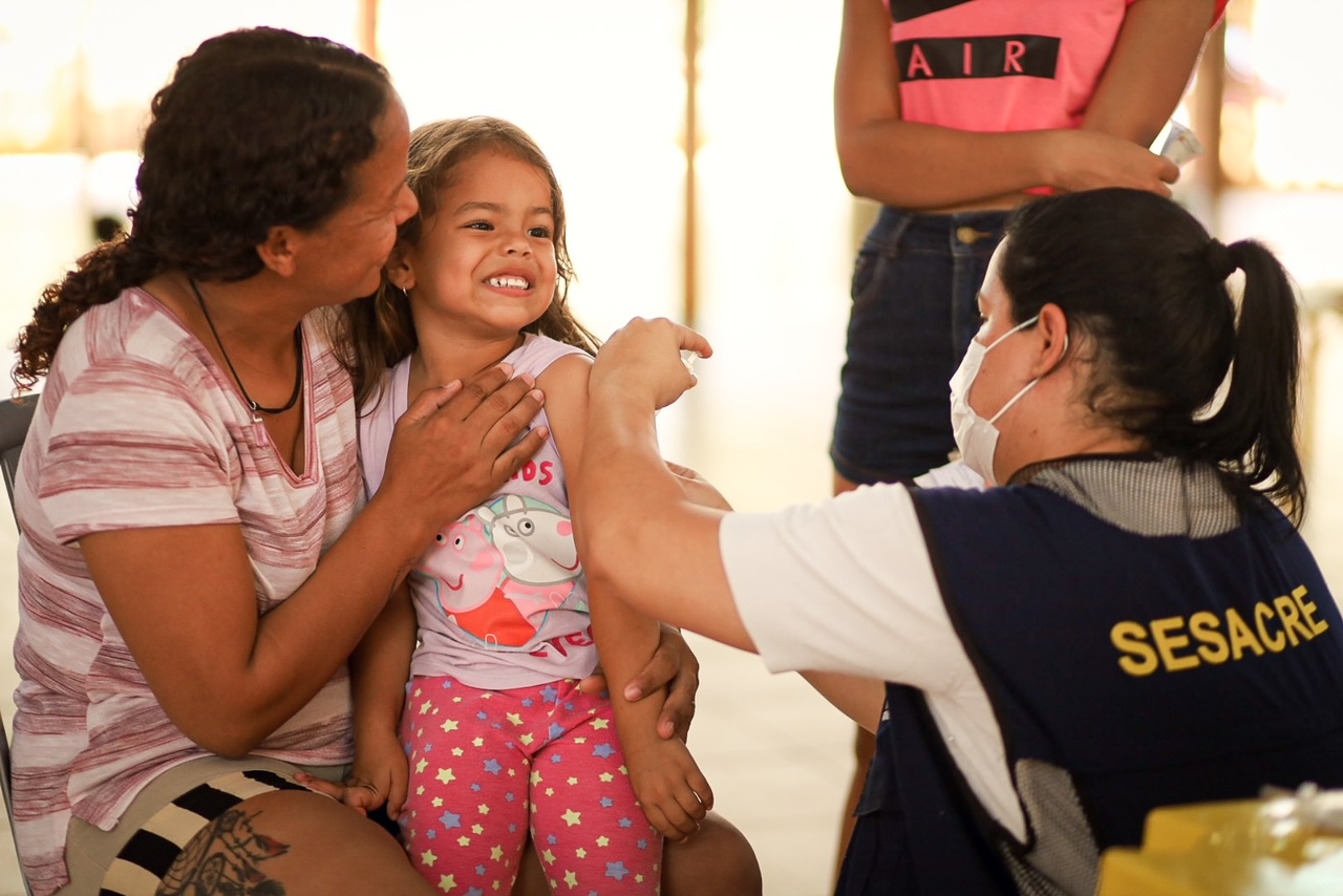 Migrantes acolhidos no abrigo estadual de Rio Branco são contemplados em campanha de vacinação