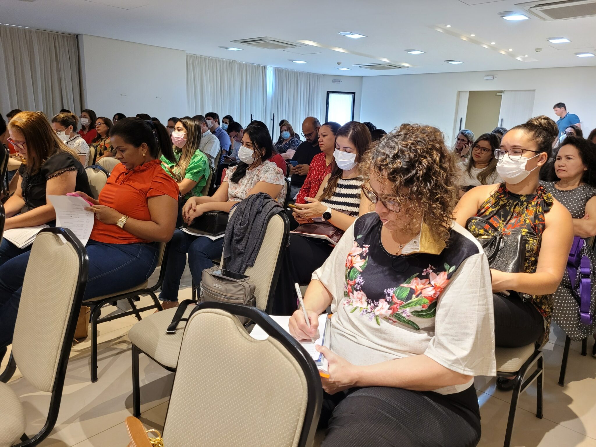 Saúde realiza oficina de planejamento para gestores da regional do Baixo Acre