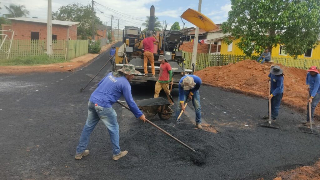 Obras estão a todo vapor nos bairros Placas e Ouricuri, em Rio Branco. Foto: cedida