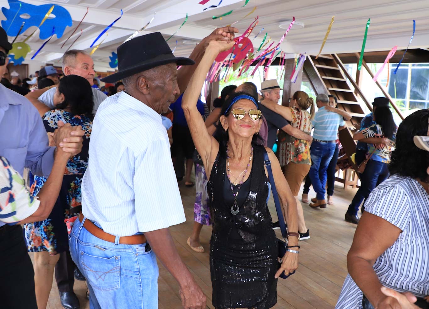 Idosos do Forró do Senadinho, em Rio Branco, são convidados a prestigiar Baile da Melhor Idade