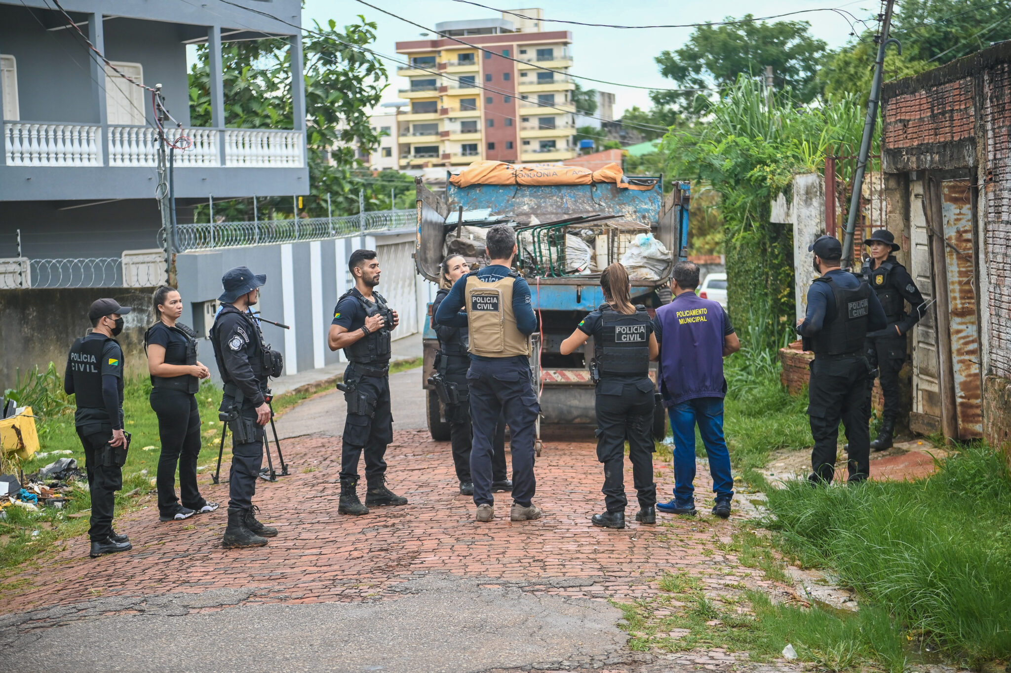 Polícia Civil identifica responsáveis por furto e receptação de fiação em Rio Branco e prende três pessoas