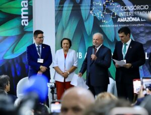 Primeira reivindicação de Gladson Cameli a Lula por recursos para BR-364 foi feito durante a COP-27, no Egito Foto: Pedro Devani