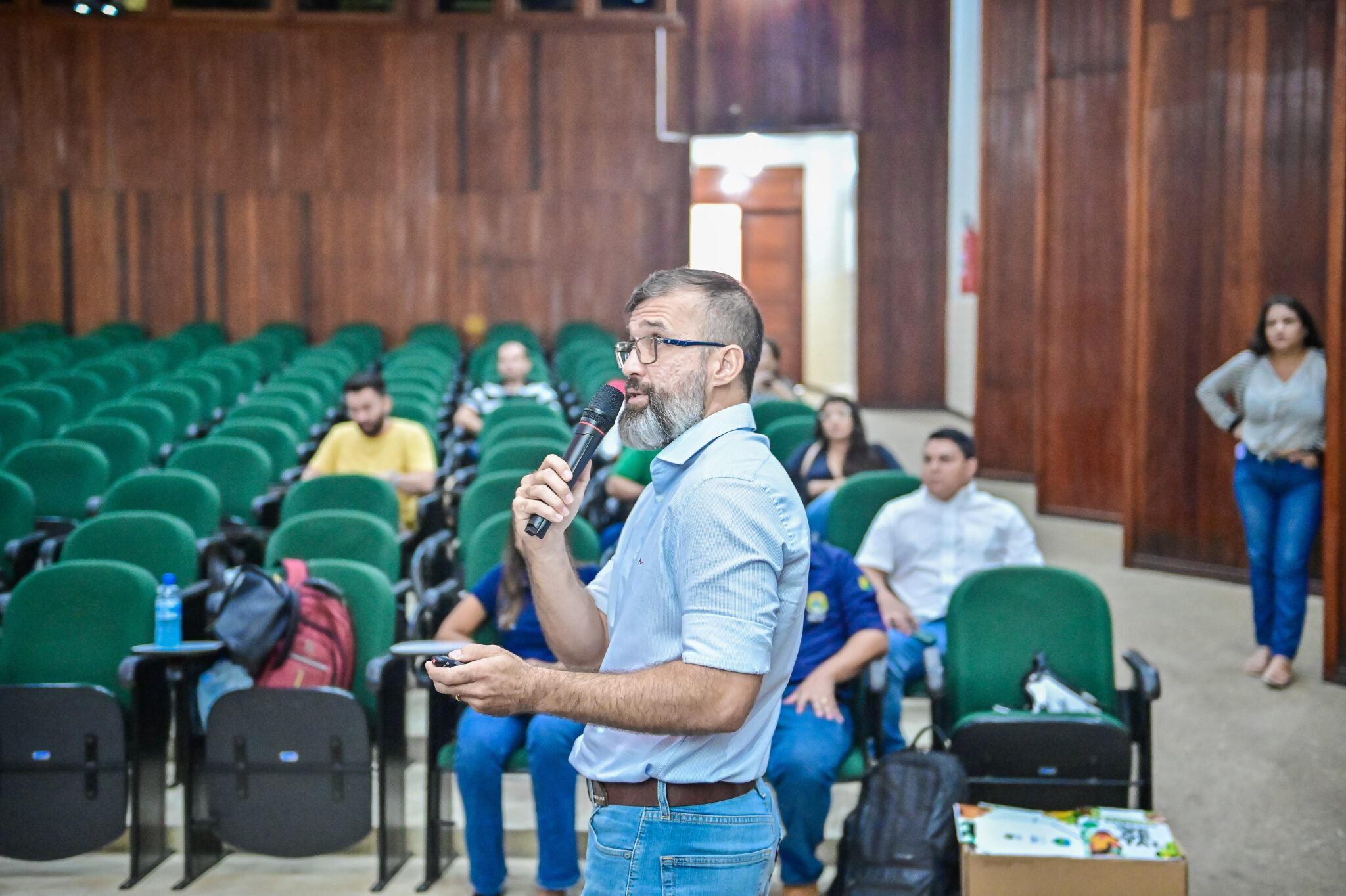 Instituto de Defesa Agropecuária e Florestal do Acre realiza ciclo de palestras sobre sanidade vegetal na Ufac