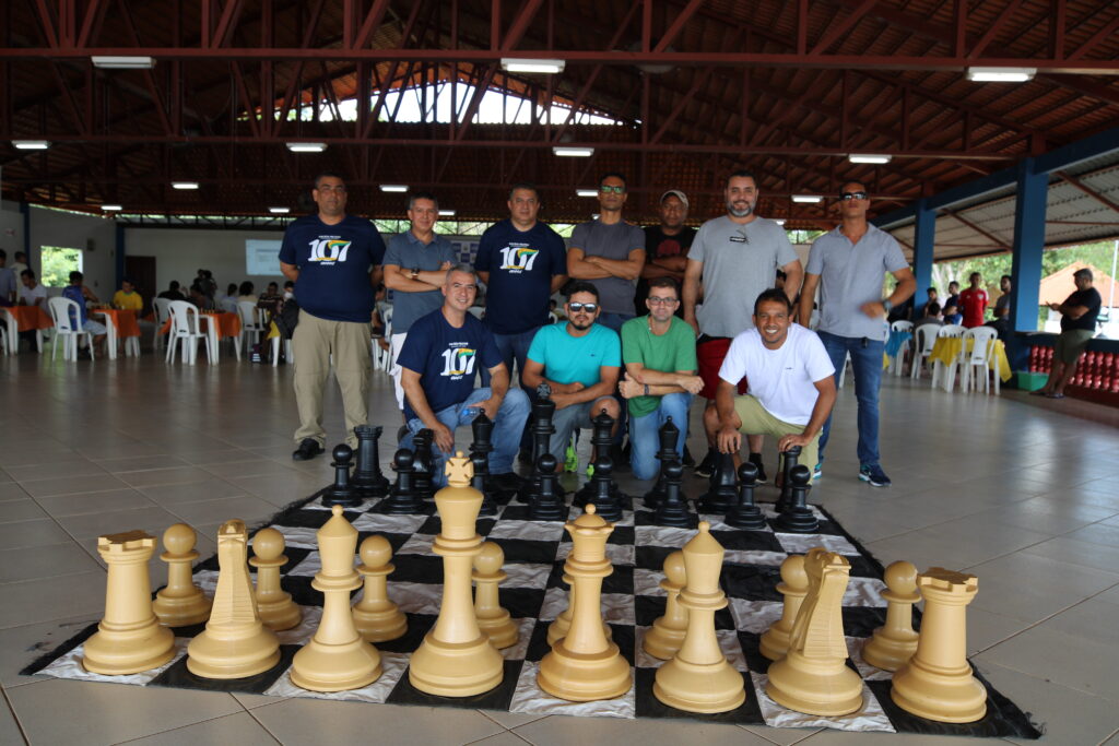 Militares estaduais e alunos do CPM e do CVM participam do Torneio de Xadrez  online em comemoração aos 166 da PM