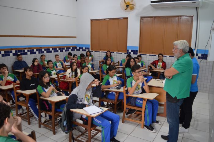 Escola Diogo Feijó debate direitos, deveres e atendimento pré-hospitalar