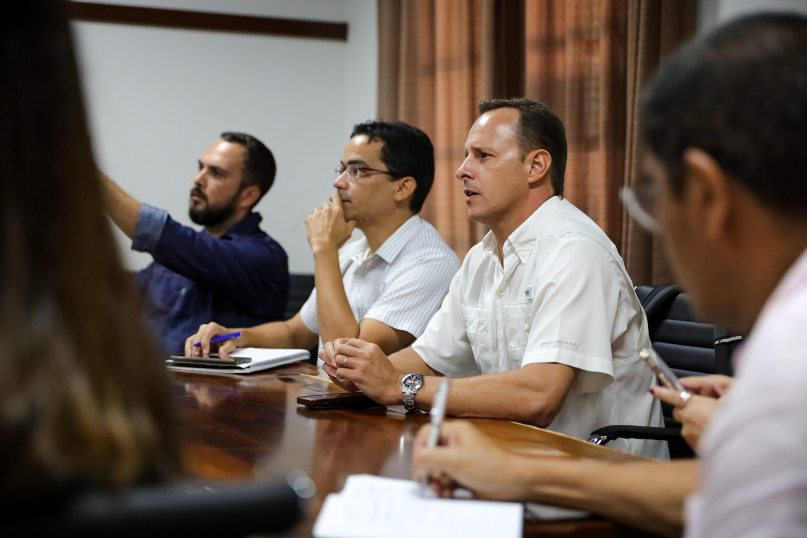Gabinete de crise migratória do governo do Acre discute ações frente à tensão política no Peru