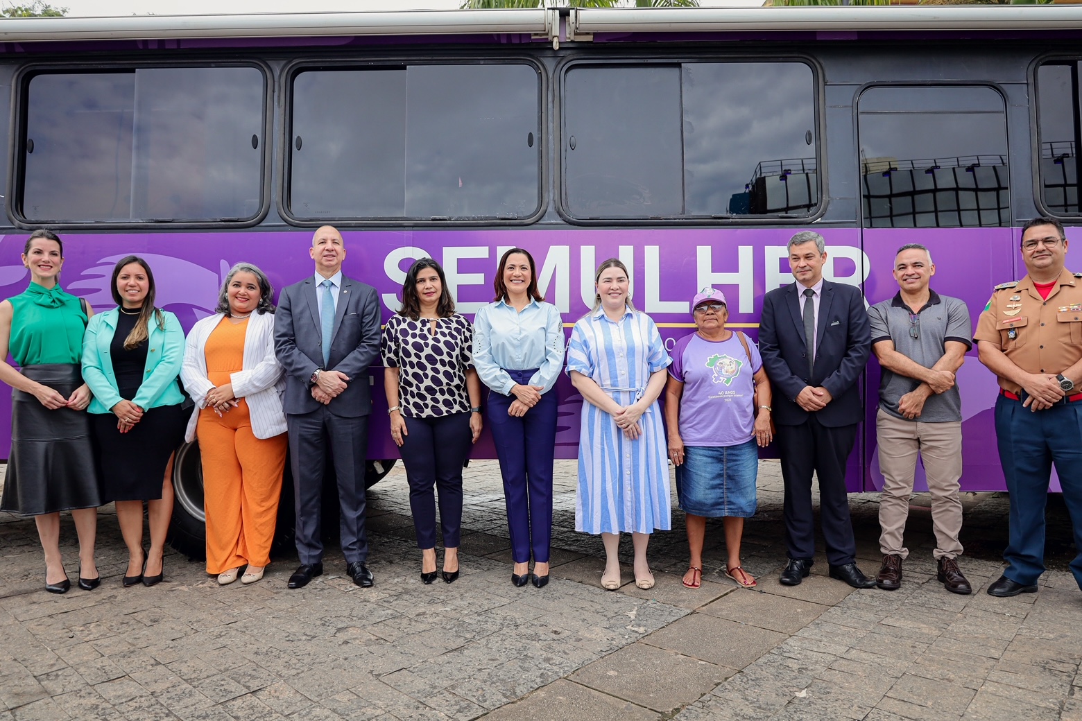 Cerimônia de retorno do Ônibus Lilás promove atendimento e conscientização sobre violência contra a mulher