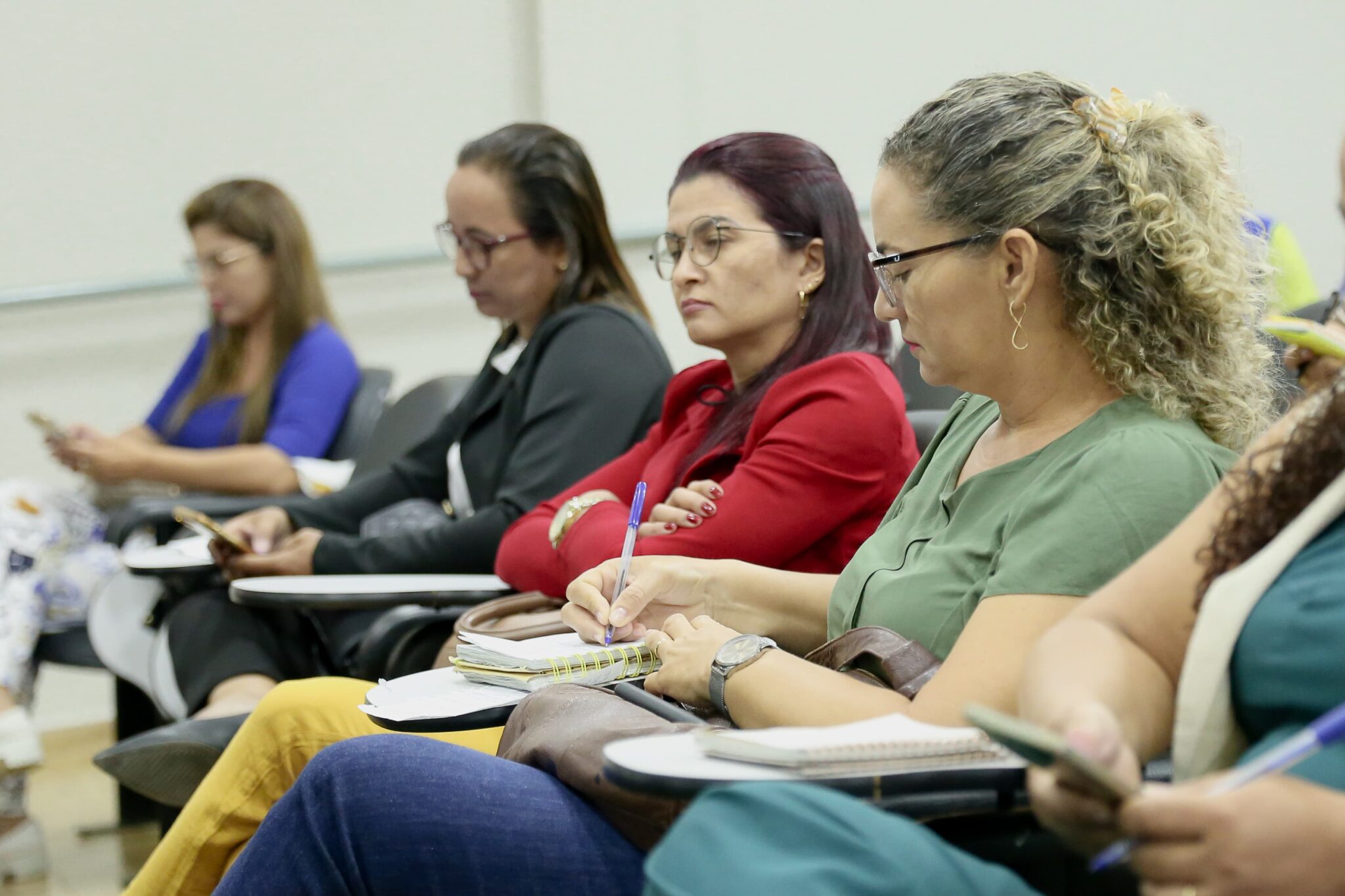 Assistência Social realiza reunião com Comissão Intergestora Bipartite em Cruzeiro do Sul