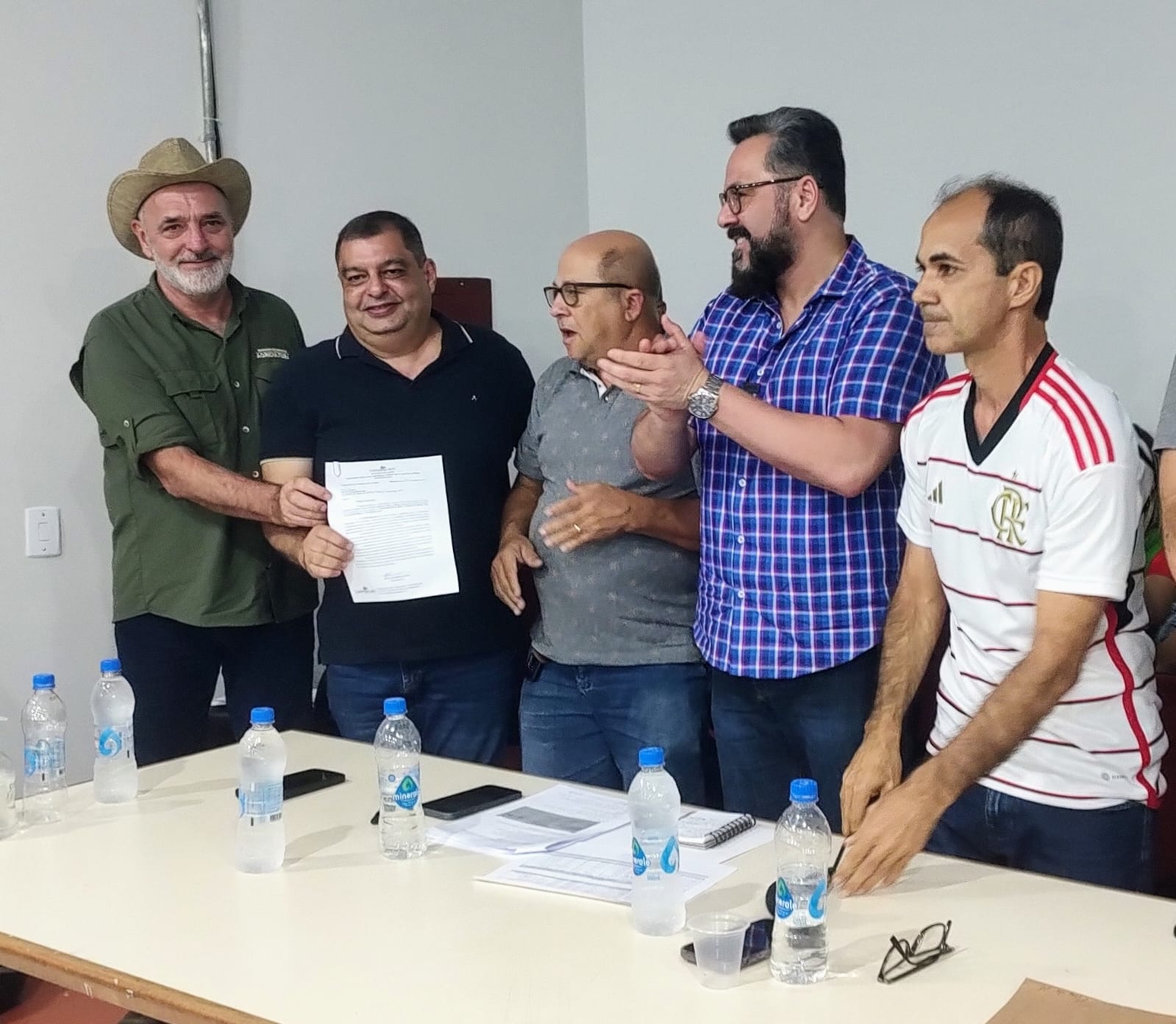 Governo do Acre anuncia ações conjuntas em apoio ao cooperativismo e organização da cadeia do café no Juruá