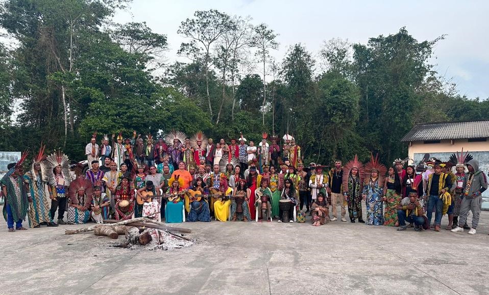 Com apoio do Estado, jovens e lideranças indígenas Huni Kui realizam encontro cultural