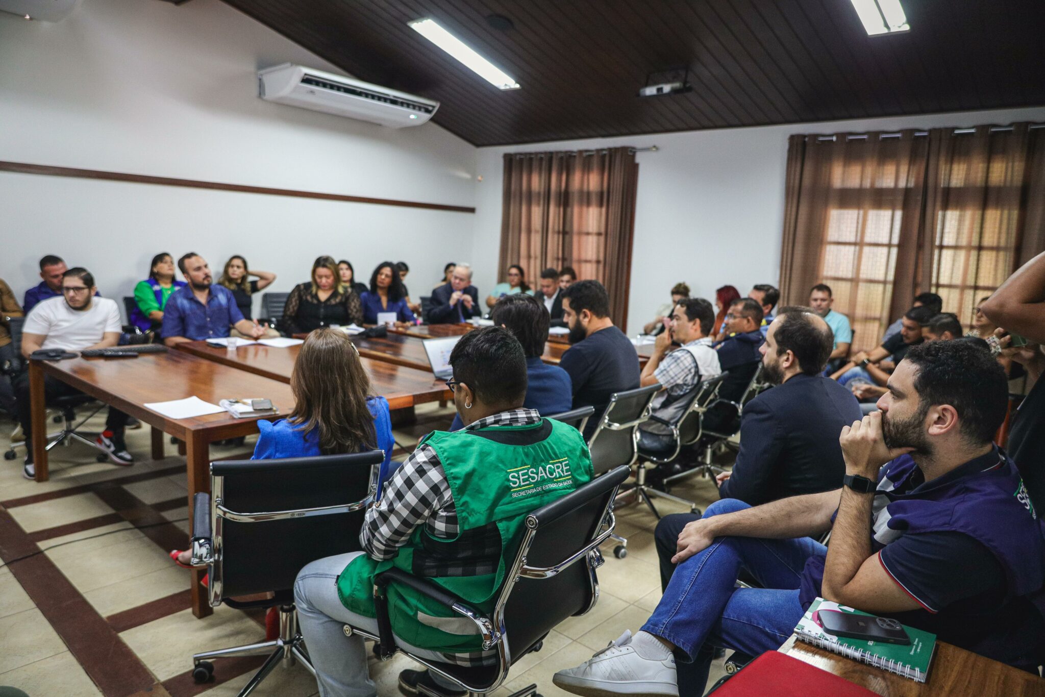 Estado realiza reunião para apresentar plano de contingência para receber migrantes do Peru