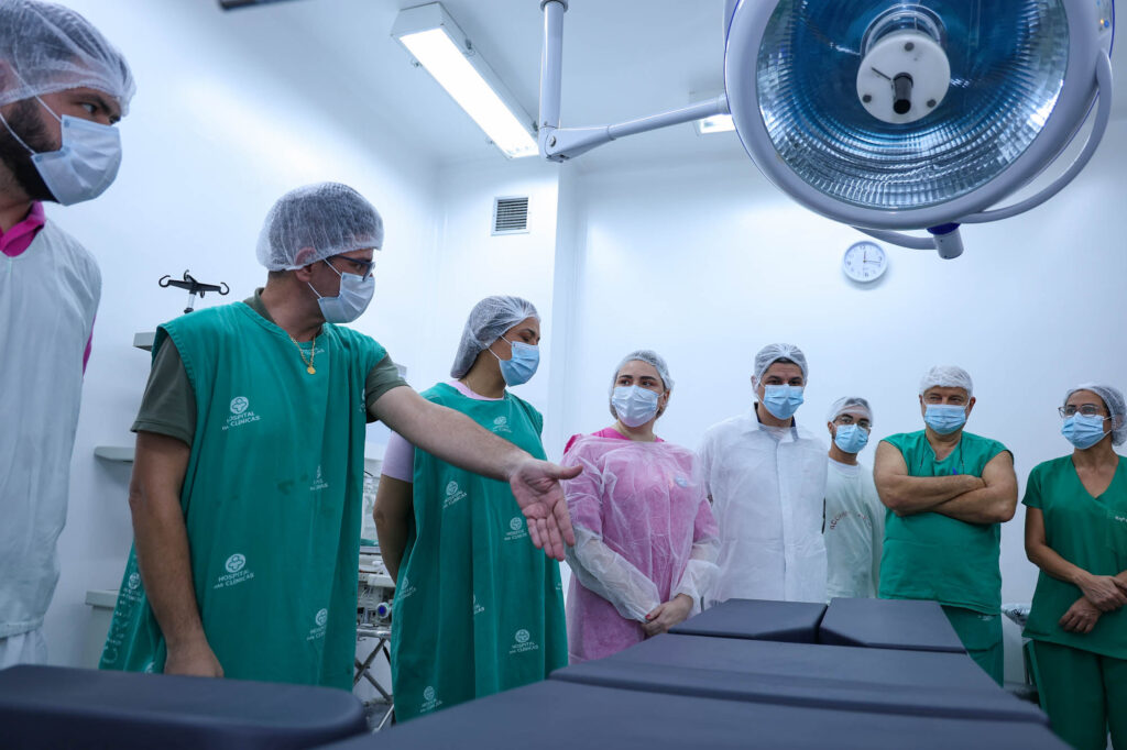Equipamento de ponta para gestantes obesas foi alocado em sala cirúrgica da Maternidade Barbara Heliodora. Foto: Pedro Devani/Secom