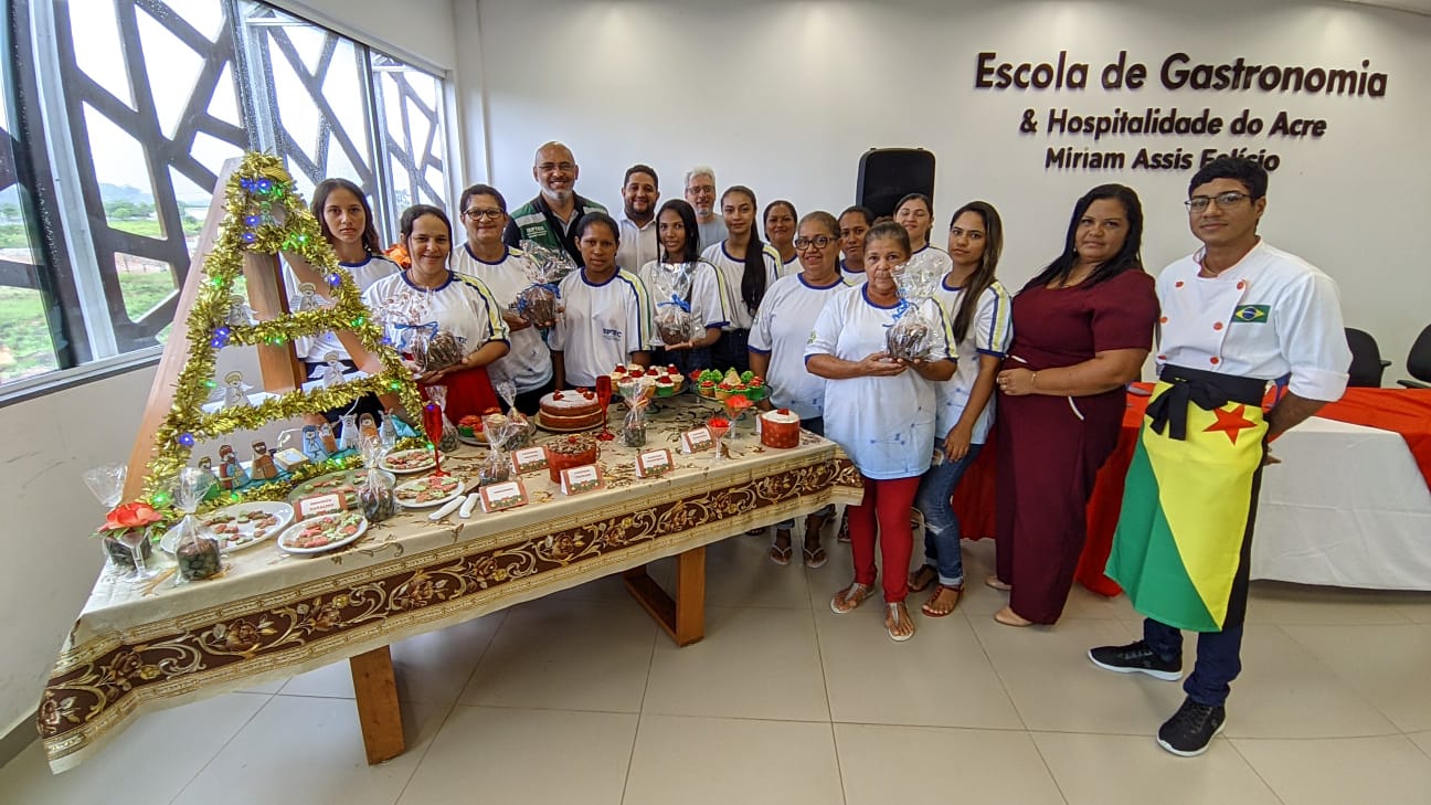 Ieptec comemora sucesso da 1ª Oficina Natalina de Panetone da Escola de Gastronomia