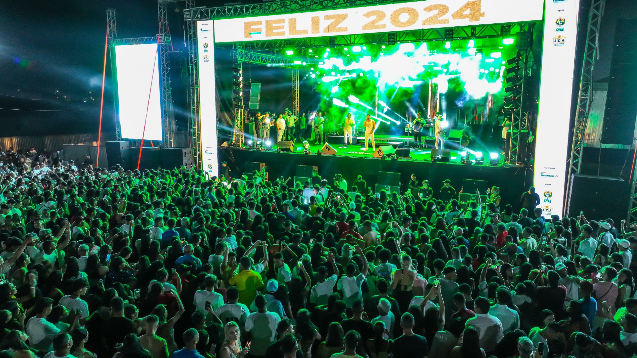 Réveillon da Família reúne 60 mil pessoas para celebrar a virada do ano em Rio Branco