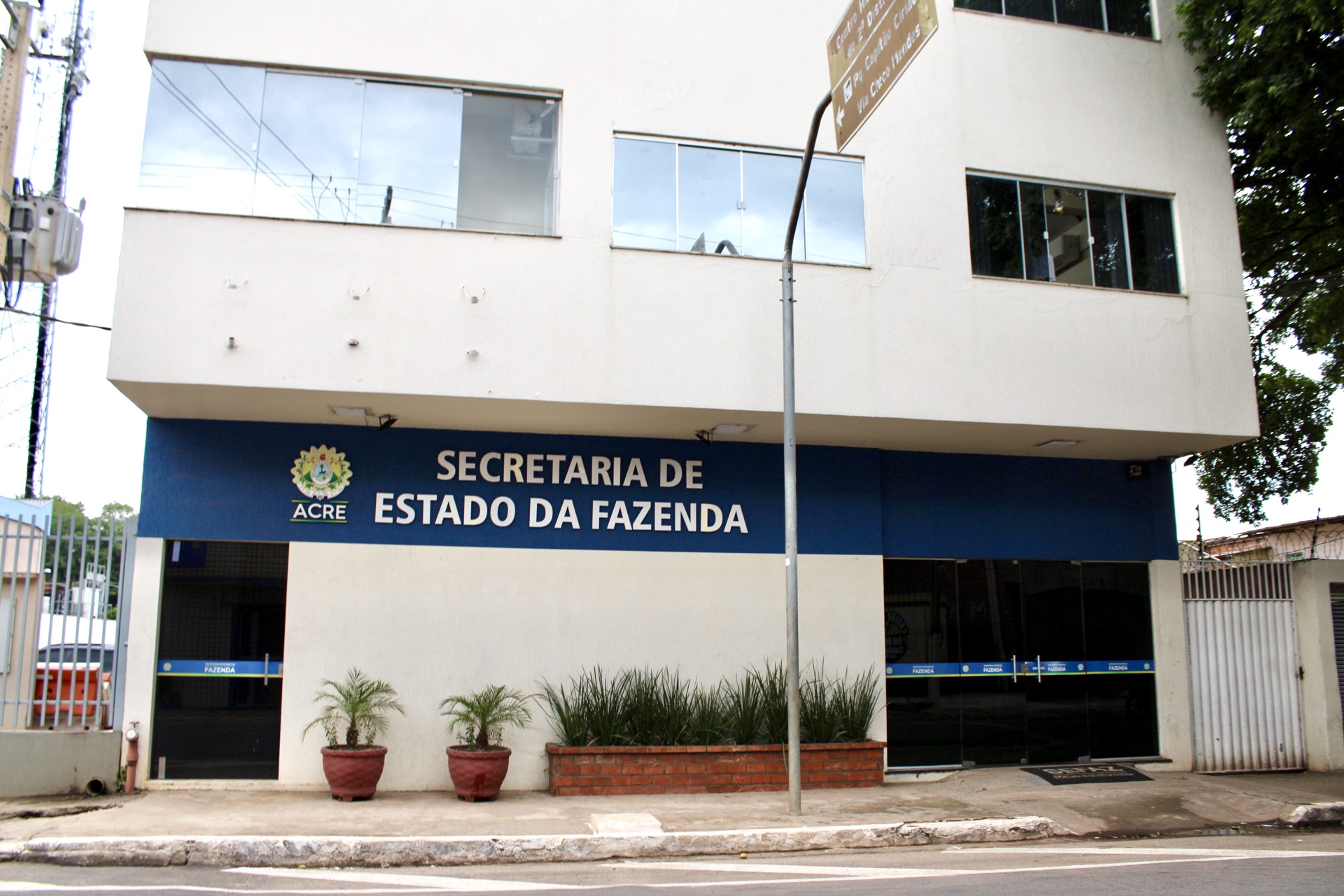 Governo divulga lista provisória de isenção de taxa para vagas PCD para o concurso público da Sefaz