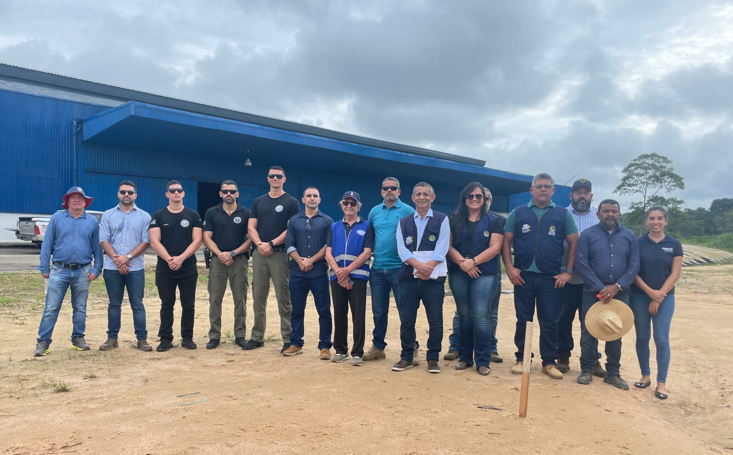 Equipe da Secretaria de Segurança visita local onde funcionarão as futuras instalações do Centro Integrado de Operações Aéreas em Cruzeiro do Sul