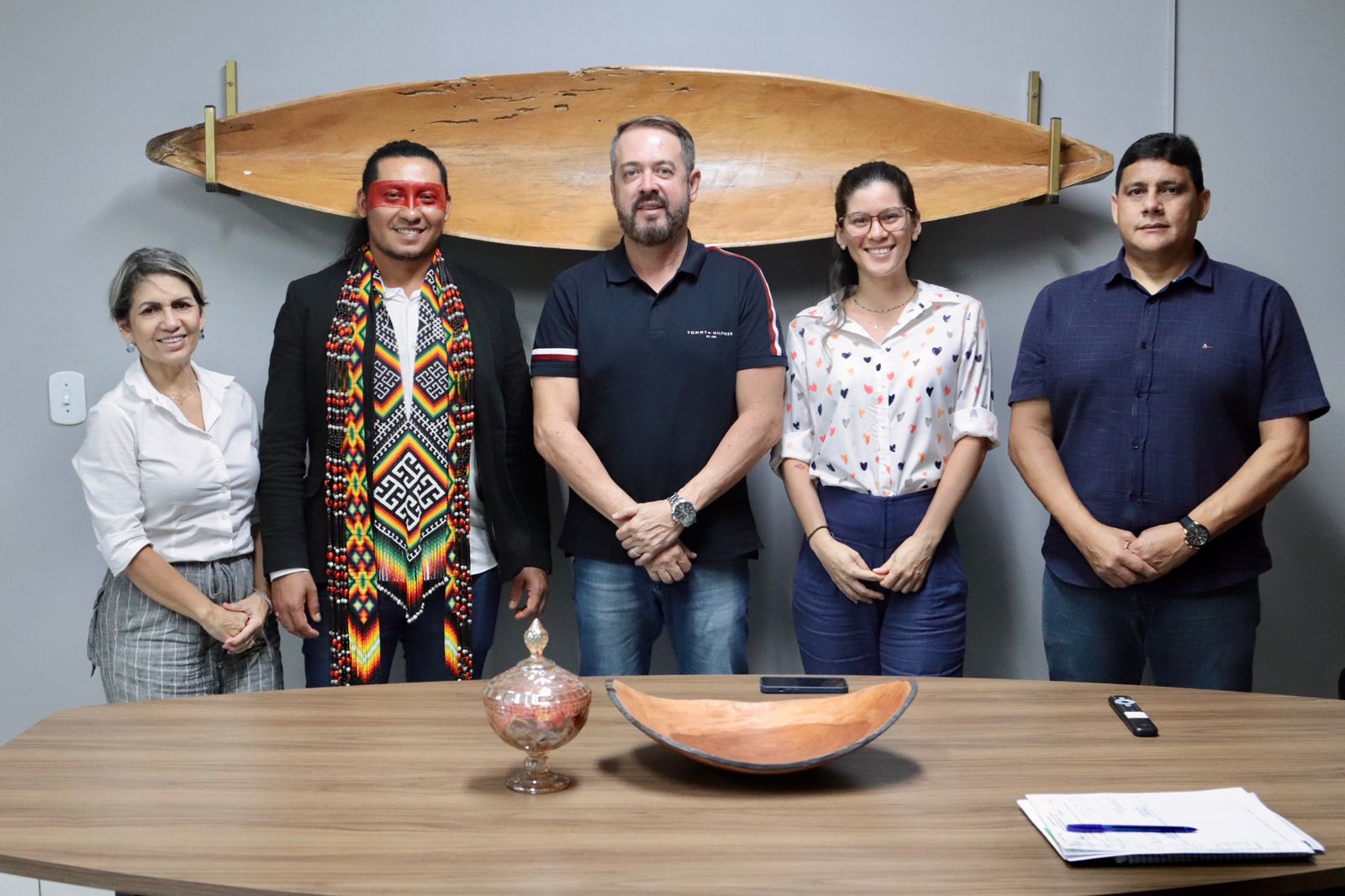 Liderança indígena visita Sete em busca de parceria para Vivência Espiritual