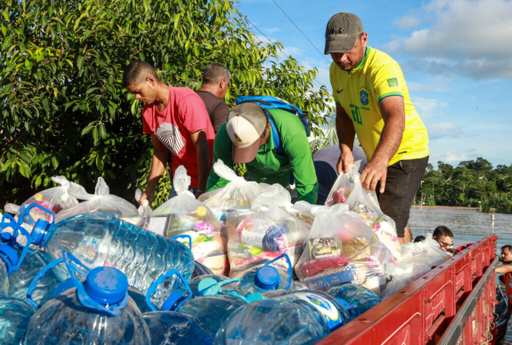 Donativos chegaram em todas as cidades. Foto: Marcos Vicentti/Secom
