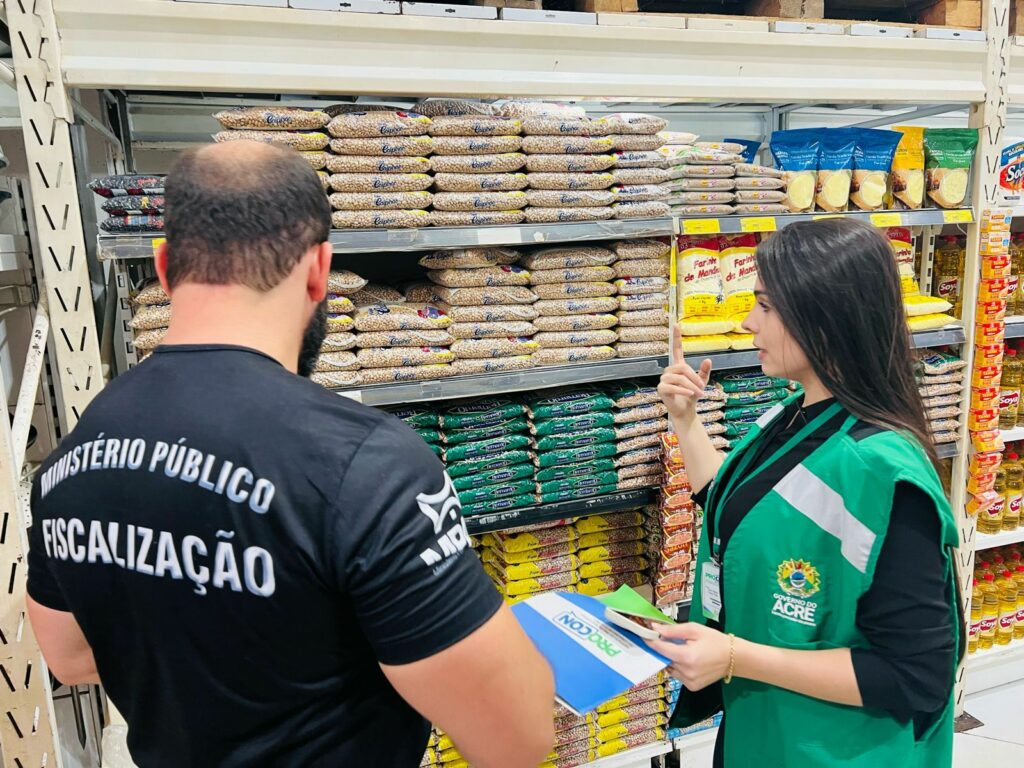 Divisão Regional do Procon em Tarauacá e Ministério Público fiscalizam alta de preços em comércios do município